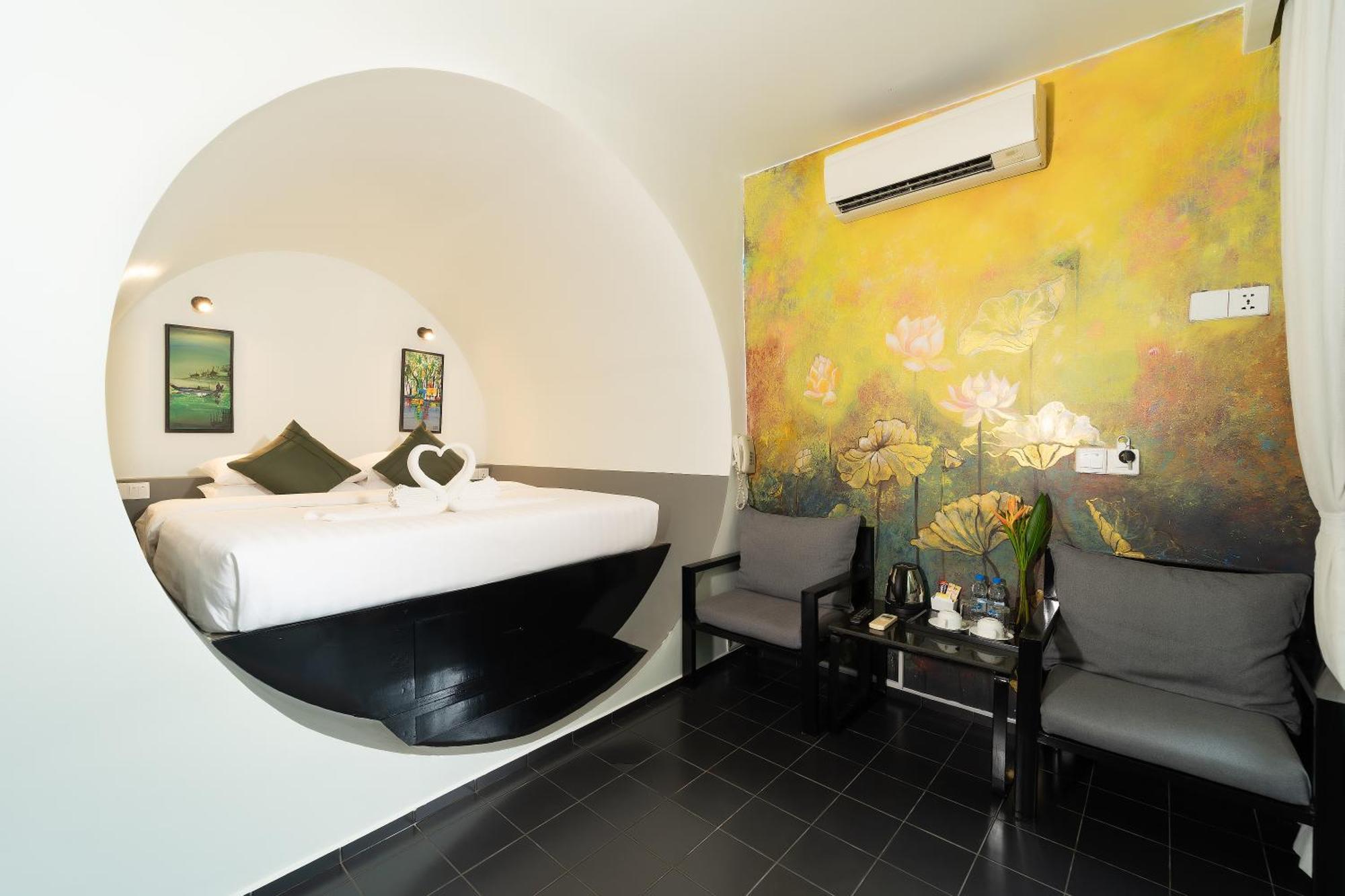 Tunnel Urban Retreat Hotel Siem Reap Exterior photo